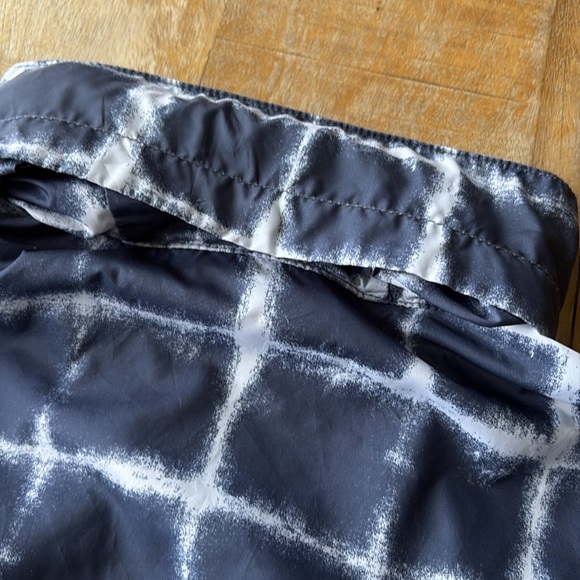 NWOT Columbia girls pack able jacket size S(7/8) - Picture 8 of 9